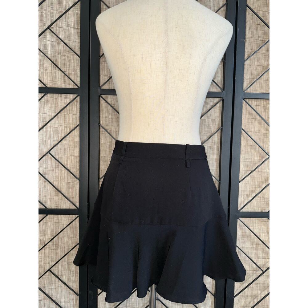 Zara Women’s Basic Black Side Zipper Flared Skort… - image 4